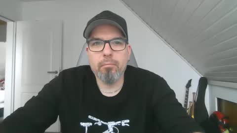 Snapshot of marriedcock1980 chatting on 12, 1, 2025 marriedcock1980 online show from 12, 1, 2025