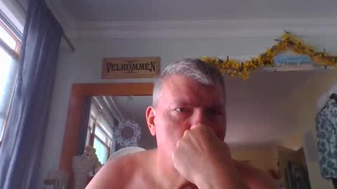 Snapshot of marriedguyold chatting on 28, 5, 2026 marriedguyold online show from 28, 5, 2026