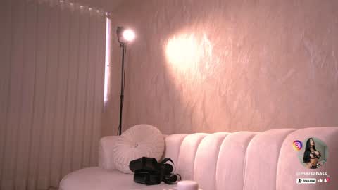 Snapshot of marsabass chatting on 14, 1, 2025     online show from 14, 1, 2025