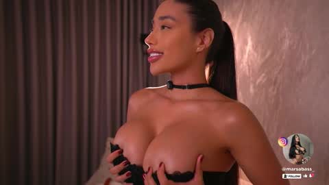 Snapshot of marsabass chatting on 22, 10, 2025     online show from 22, 10, 2025