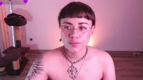 Snapshot of marsdoll chatting on 16, 9, 2025 Marsdoll online show from 16, 9, 2025