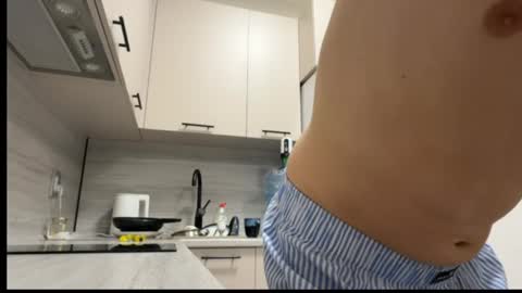 Snapshot of marselle_looker chatting on 21, 12, 2025 Marselle online show from 21, 12, 2025