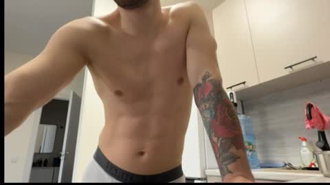 Snapshot of marselle_looker chatting on 22, 12, 2025 Marselle online show from 22, 12, 2025
