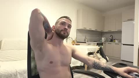 Snapshot of marselle_looker chatting on 8, 1, 2026 Marselle online show from 8, 1, 2026