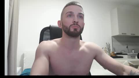 Snapshot of marselle_looker chatting on 8, 2, 2026 Marselle online show from 8, 2, 2026
