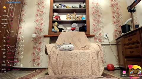  Elsa Lovense  Lush  is active Open Pvt Welcome to the world of pleasure online show from 2, 4, 2026