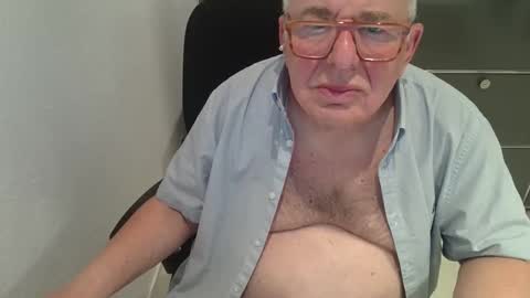 martin_1947 online show from 25, 10, 2025