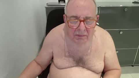 martin_1947 online show from 8, 1, 2026