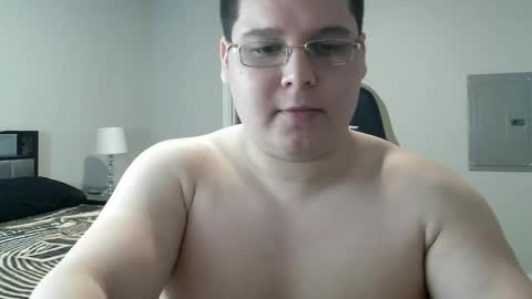 Snapshot of martin_militaryboy chatting on 7, 5, 2026 martin_militaryboy online show from 7, 5, 2026