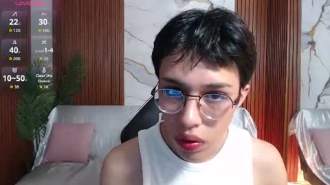 Snapshot of martin_tay chatting on 9, 7, 2026 martin_tay online show from 9, 7, 2026