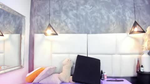 Snapshot of martina_armos chatting on 20, 4, 2026 Martina online show from 20, 4, 2026