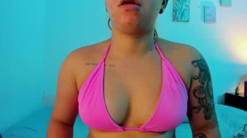 Snapshot of martina_connor1 chatting on 28, 4, 2026 C A R O L I N A online show from 28, 4, 2026