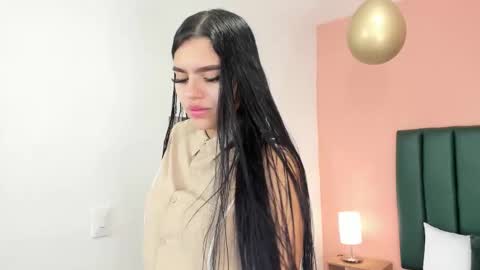 Martina Divine online show from 26, 11, 2025