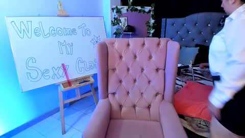   MARTINA   online show from 7, 3, 2025