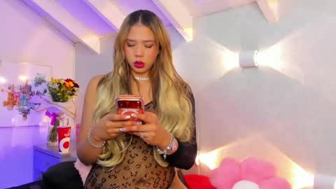 Snapshot of martina_miiller chatting on 5, 6, 2026 martina mIIler online show from 5, 6, 2026