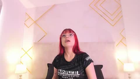 Martina  online show from 17, 11, 2025