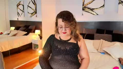 Snapshot of martinacaicedo chatting on 30, 9, 2025 Martina Caicedo online show from 30, 9, 2025