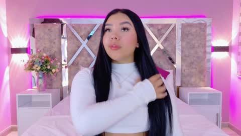 Martina Garcia online show from 10, 4, 2026