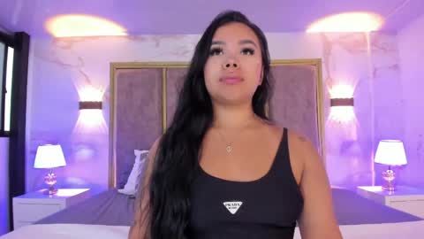 Snapshot of martinagarcia__ chatting on 28, 4, 2026 Martina Garcia online show from 28, 4, 2026