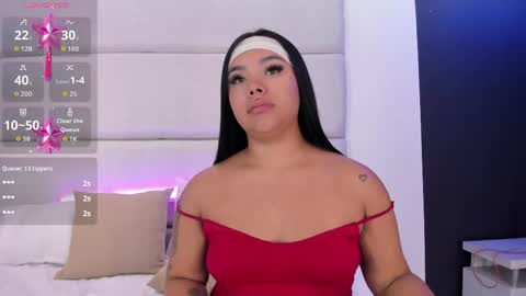 Snapshot of martinagarcia__ chatting on 27, 5, 2026 Martina Garcia online show from 27, 5, 2026