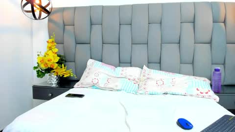 martinaortiz online show from 1, 4, 2026