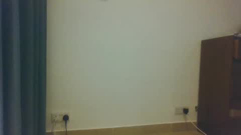 Play with me I obey I promise  online show from 14, 12, 2024