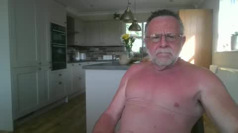 Snapshot of martinrgbxxxx chatting on 26, 5, 2026 martinrgbxxxx online show from 26, 5, 2026