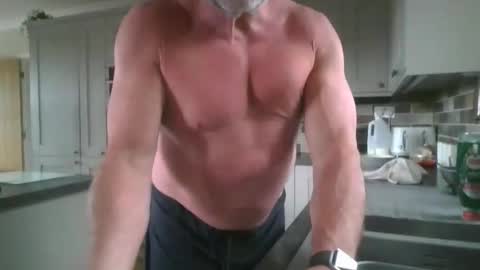 Snapshot of martinrgbxxxx chatting on 2, 6, 2026 martinrgbxxxx online show from 2, 6, 2026