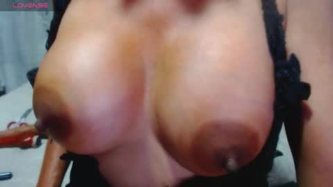 Mary Hellen online show from 25, 9, 2025