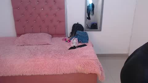 Snapshot of mary_live18 chatting on 4, 2, 2025 Hi guys im Mary online show from 4, 2, 2025