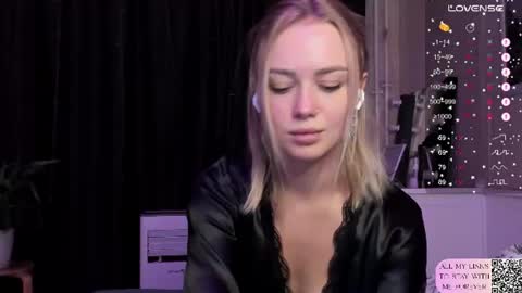Snapshot of mary_romance chatting on 28, 7, 2026 Mary online show from 28, 7, 2026