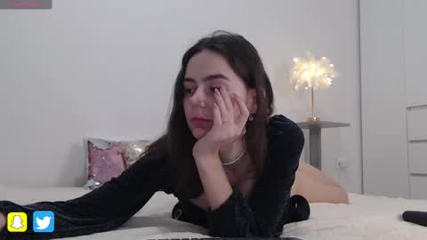 mary_the_queen online show from 9, 2, 2025