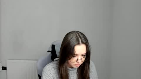 Snapshot of mary_wave_ chatting on 27, 4, 2026 Alice online show from 27, 4, 2026