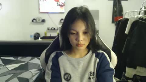 Snapshot of maryan04 chatting on 22, 12, 2025 Natalia online show from 22, 12, 2025