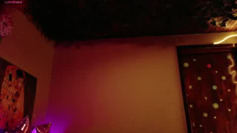 Snapshot of maryberry__ chatting on 19, 7, 2026 online show from 19, 7, 2026