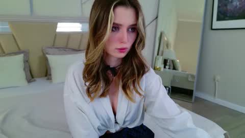 Snapshot of marybeth_snow chatting on 2, 3, 2025 Marybeth online show from 2, 3, 2025