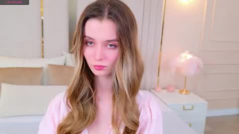 Snapshot of marybeth_snow chatting on 12, 4, 2026 Marybeth online show from 12, 4, 2026