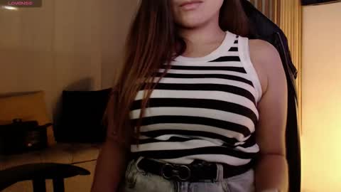 Angela online show from 10, 11, 2025