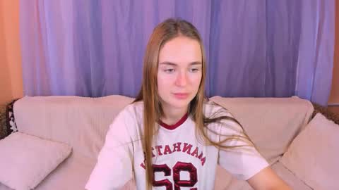 Snapshot of marylee_21 chatting on 24, 11, 2025 Mari online show from 24, 11, 2025