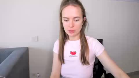 Snapshot of marylee_21 chatting on 13, 3, 2026 Mari online show from 13, 3, 2026