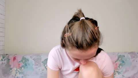 Snapshot of marylee_21 chatting on 16, 4, 2026 Mari online show from 16, 4, 2026