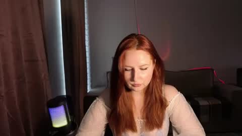 Snapshot of maryleesa chatting on 23, 7, 2026 SirenVictoria online show from 23, 7, 2026
