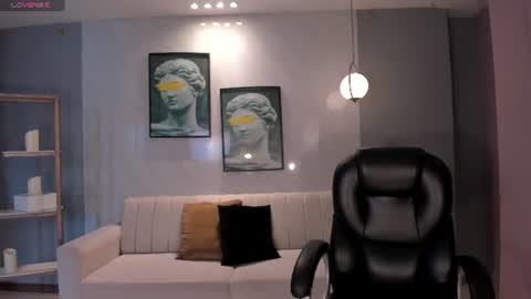Snapshot of marylewis_ chatting on 19, 6, 2026 Mary online show from 19, 6, 2026