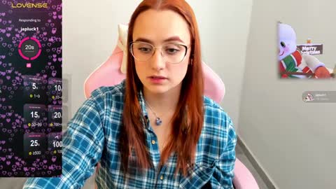 Dulce Maria online show from 18, 12, 2024