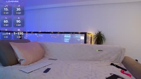 Marina online show from 1, 2, 2025