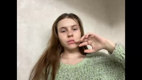 Snapshot of maryyourr chatting on 14, 11, 2025 MaryYourr online show from 14, 11, 2025