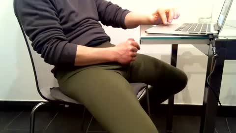 Snapshot of mask07 chatting on 10, 3, 2025 Mask07 online show from 10, 3, 2025