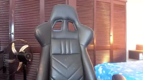 Snapshot of maskedgirl01 chatting on 17, 7, 2026 Scarlet online show from 17, 7, 2026