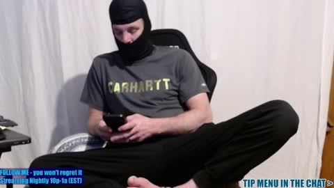 maskedyogaman online show from 7, 4, 2026