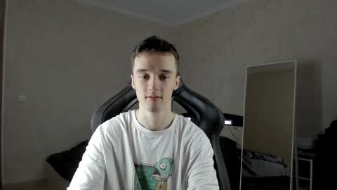 Snapshot of mason_warhol chatting on 4, 3, 2025 Mason online show from 4, 3, 2025